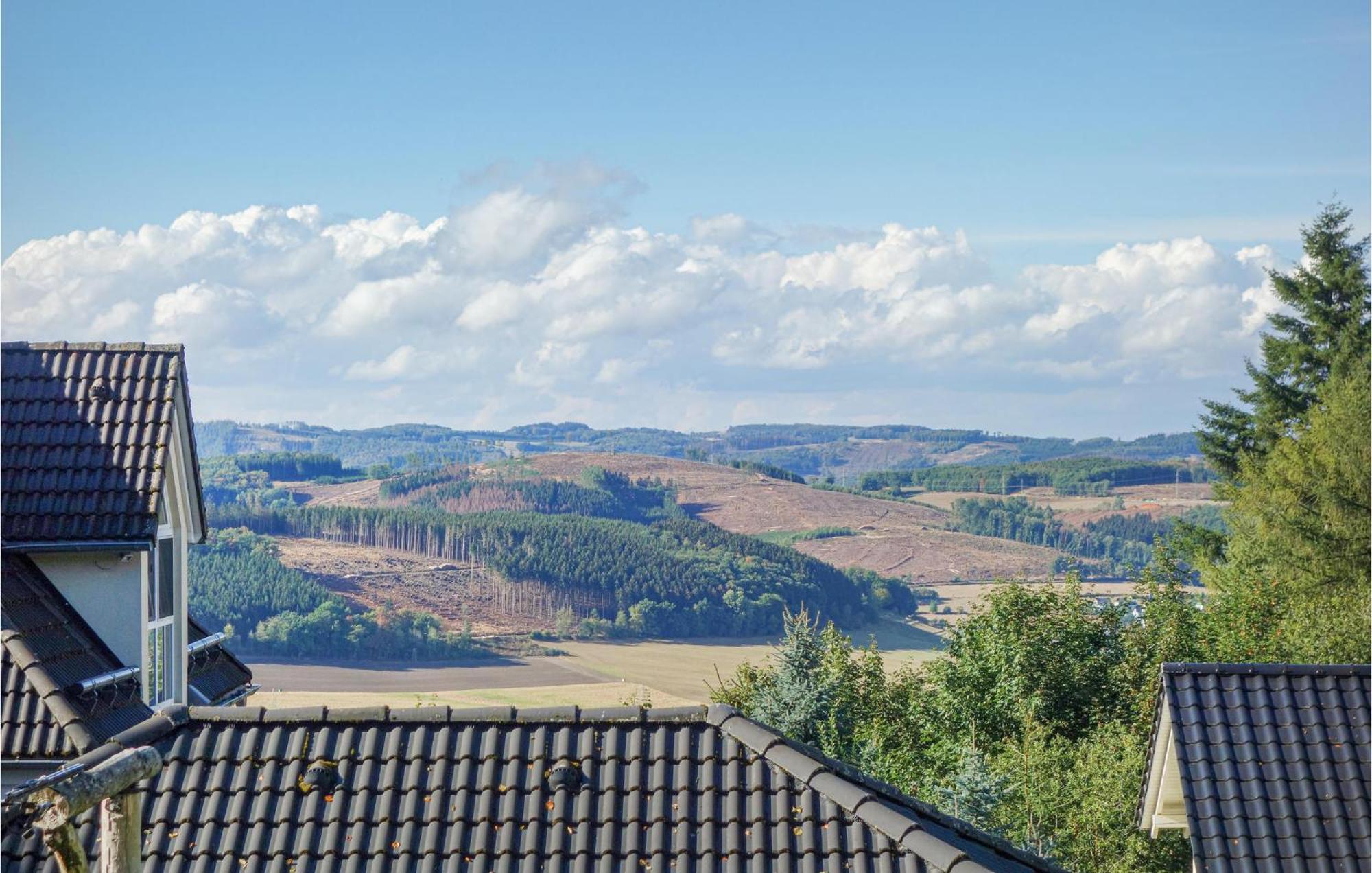 Gorgeous Home In Attendorn With Kitchen 外观 照片
