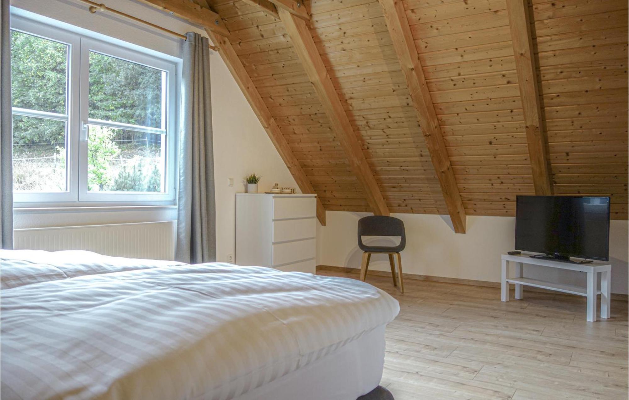Gorgeous Home In Attendorn With Kitchen 外观 照片
